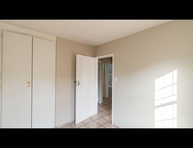 3 BEDROOM APARTMENT FOR SALE IN WELTEVREDEN PARK